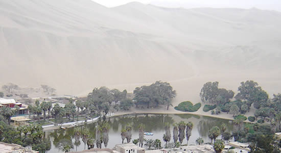 Vista panoramica Huacachina